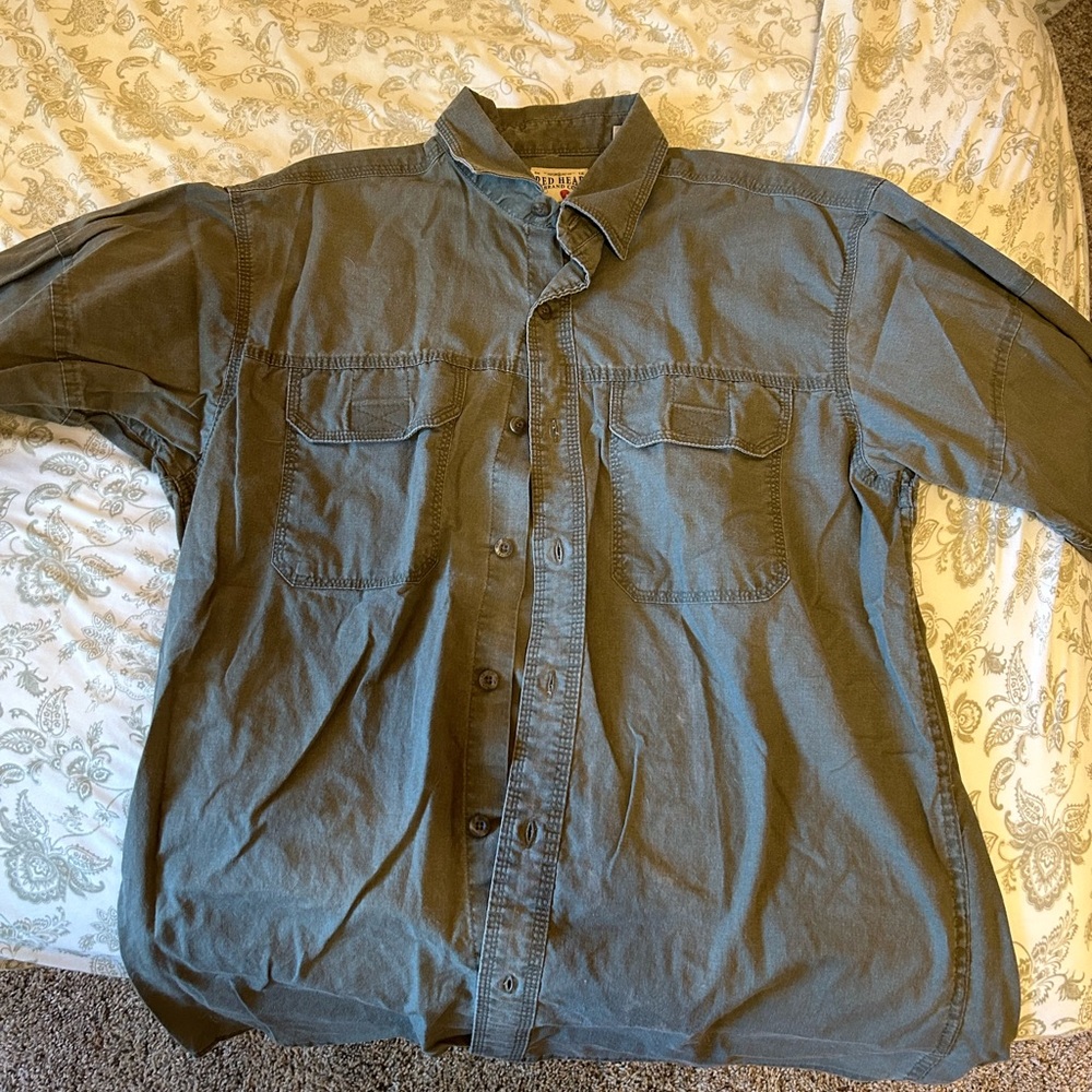 Men’s long sleeve collared shirt